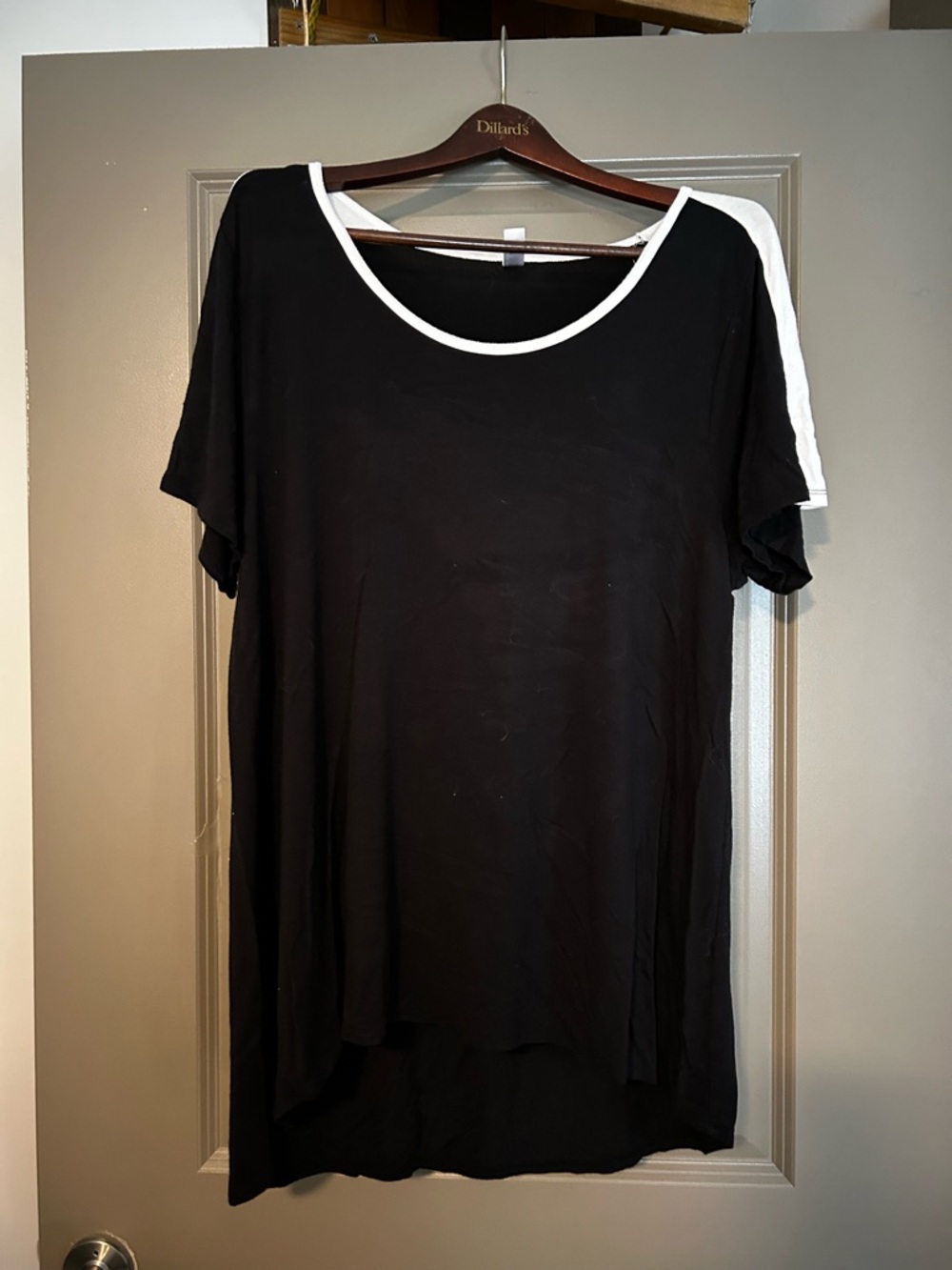 LuLaRoe Black Short Sleeve Tee with White Trim